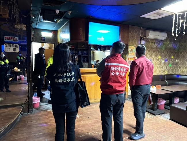 工業區違法設卡拉OK  新北公安稽查小組斷水電 | 華視新聞