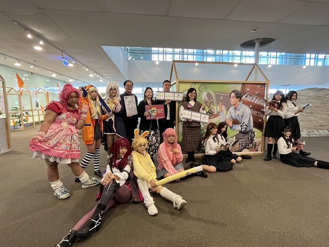 高市圖台漫書展 攜手喜樂時代邀民眾看動畫電影 | 華視新聞