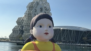 魷魚遊戲英熙娃娃將點燈  網友熱議「千萬別動」