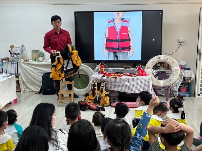 幼兒園推安全教育  消防員入園教防災 | 華視新聞