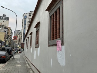 清水巖祖師廟遭連貼告示  北水處致歉依法修復