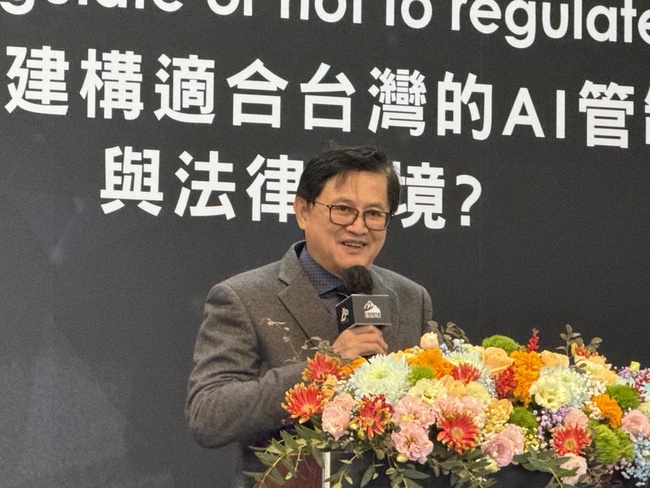 和碩登上黃仁勳演講背板 童子賢：產業未來很熱鬧 | 華視新聞