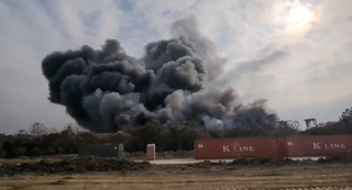 台南柳營科工區綠能工廠全面燃燒 暫無人受困