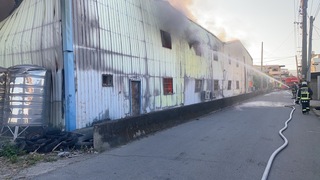 中市馬達工廠大火幸無傷亡 環保局派員監測空品