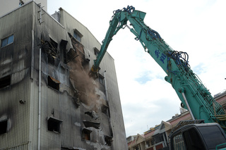 東港安泰醫院違建 蘇清泉：買地併拚容積移轉