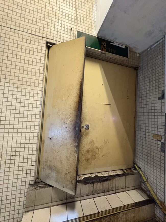 北市抽查大型百貨餐廳 1家餐廳防火門違規罰12萬 | 華視新聞