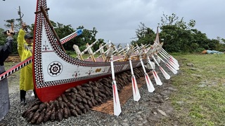 蘭嶼20人座拼板舟完工 將划向巴丹群島重啟祖先水路