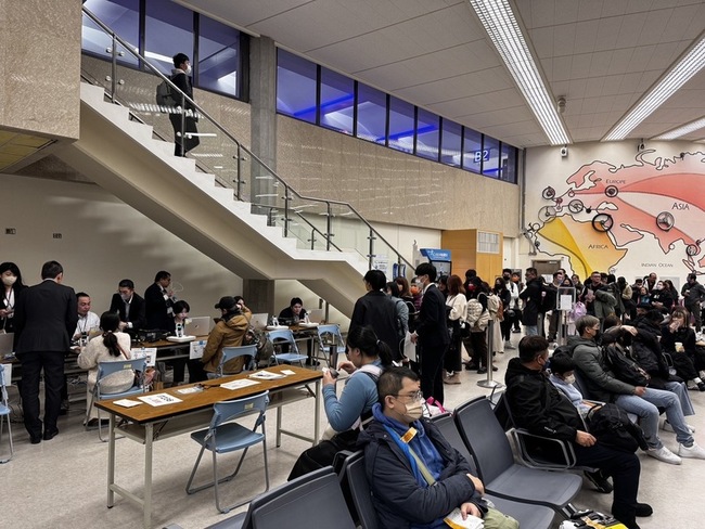 台日機場入境事先確認首日 桃機5航班作業順暢 | 華視新聞