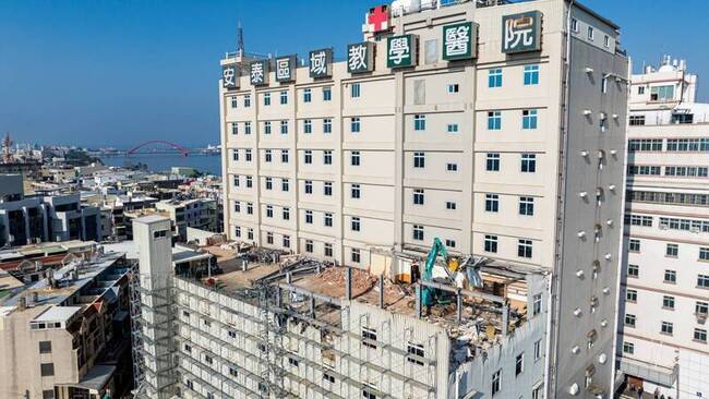 安泰醫院拆違建包商遭送辦  蘇清泉：院方不介入 | 華視新聞