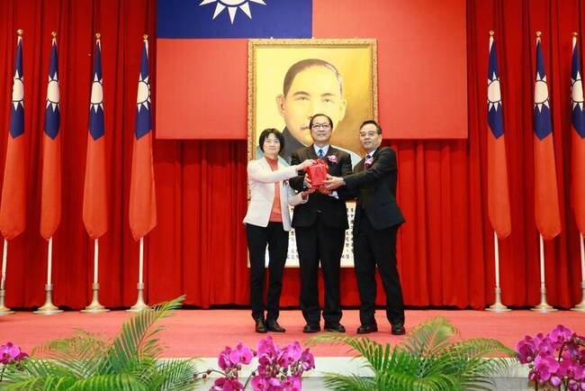 檢察機關首長交接 鄭銘謙期勉以身作則 | 華視新聞