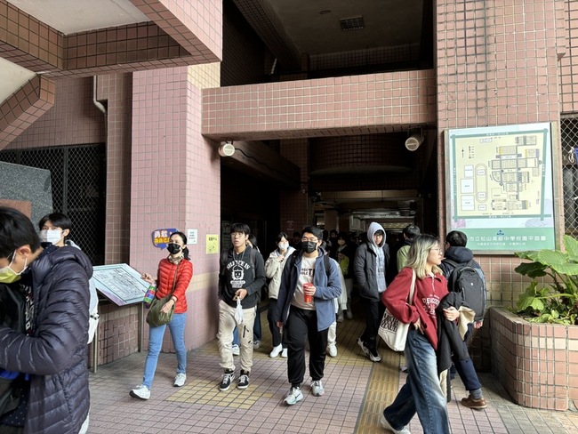 學測自然科落幕 北市學生反應兩極 | 華視新聞