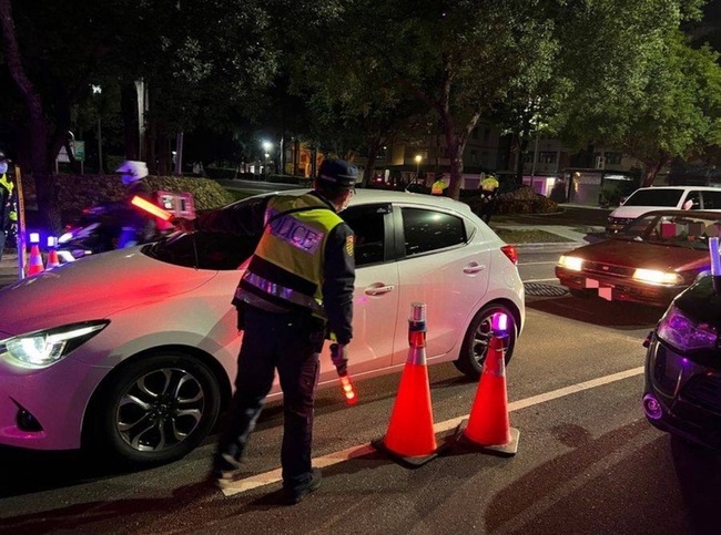 屏東酒駕大執法 3天取締26件 | 華視新聞