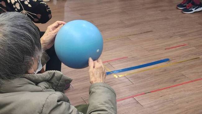 失智據點啟動分流 退化至中度以上須6個月內轉介 | 華視新聞