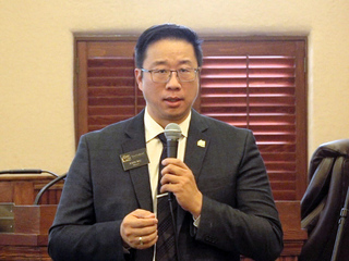 川普就職 加州華裔市長吳程遠期待執政靈活