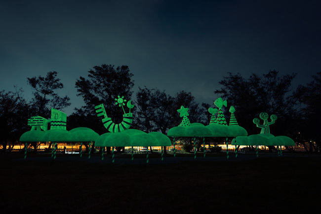 大鵬灣新亮點「雲光島」 不用電夜間自發光 | 華視新聞