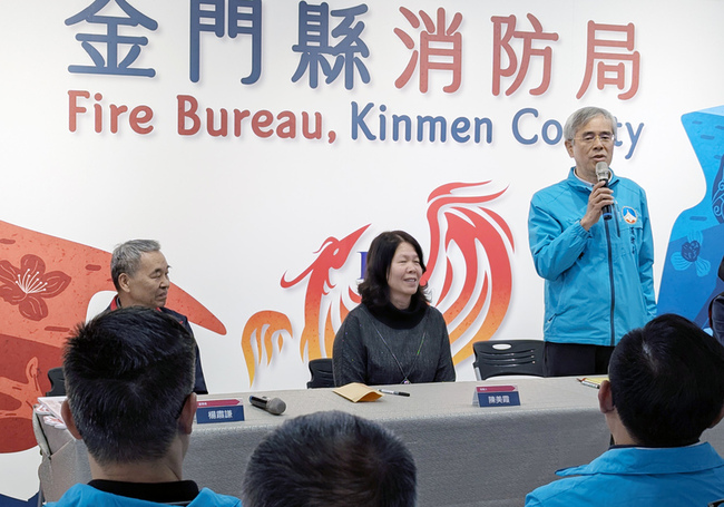 民力挹注急救力 捐金門消防首輛高頂救護車價520萬 | 華視新聞