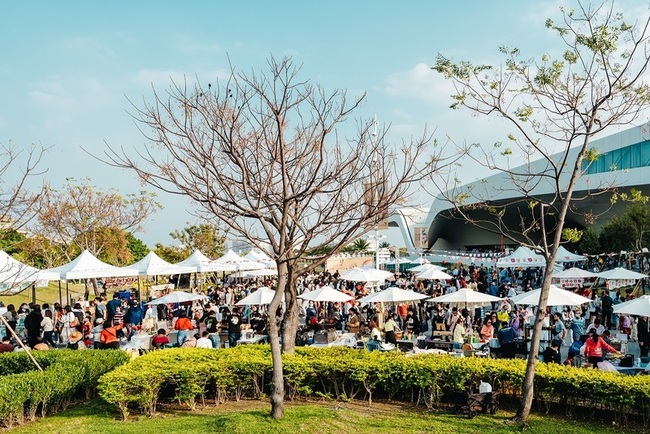 衛武營蛇年變身高雄最大藝術遊樂場 邀探險雙廳院 | 華視新聞