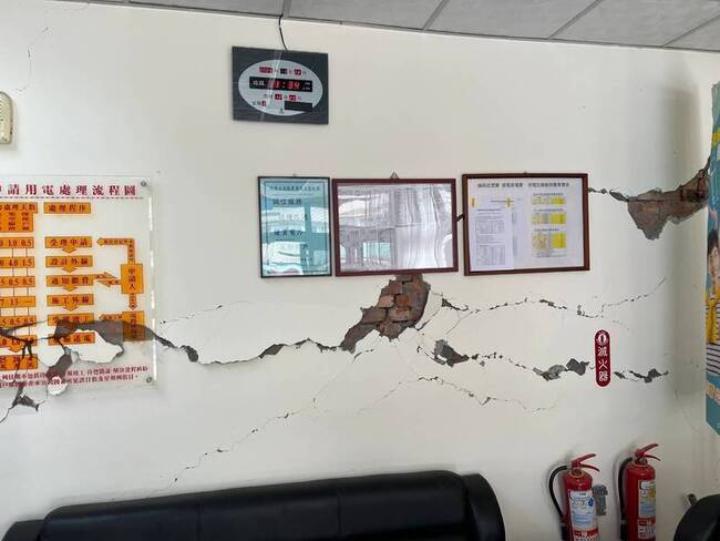 台南楠西震災受損屋鑑定案暴增 中市結構技師續馳援 | 華視新聞