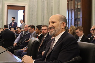 美準商務部長：將阻北京取得輝達晶片 徵關稅遏止中國科技