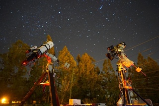 不只會看星 北市天文館專家還通歷史、懂修琴
