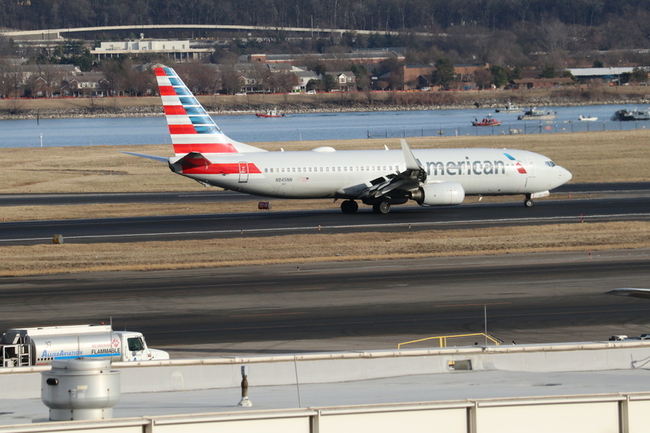華府空域繁忙複雜 客機與直升機幾度「險些相撞」 | 華視新聞