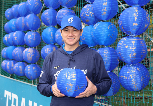 悍將本土先發輪值安排4人 江少慶趕不上開季 | 華視新聞