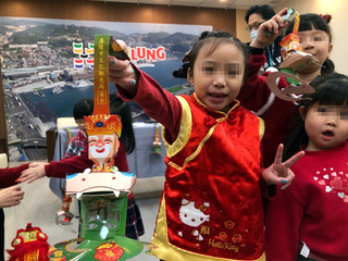 基隆蛇來運轉小提燈土地公捧金元寶 2/8起限量送