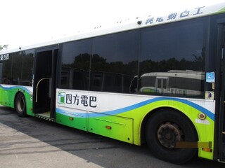 四方公司電巴遭法拍  14輛售出共賣得36萬元