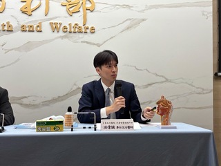 洗鼻器告別過敏 醫：切勿使用眼鏡用生理食鹽水