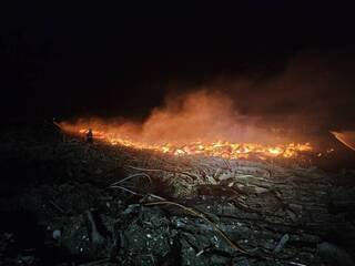 花蓮沿岸漂流木火災頻傳  春節連假9天燒8次