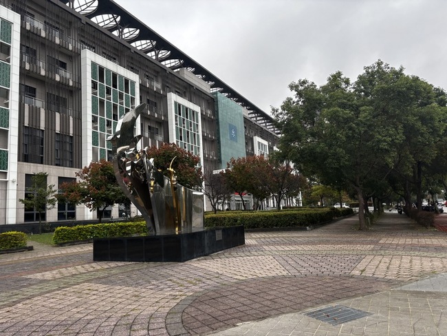 涉虐待幼童 竹北2名健身教練交保限制住居 | 華視新聞