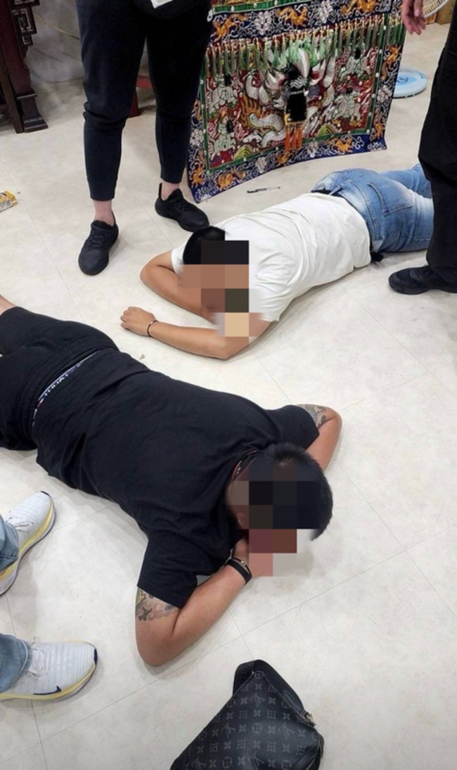 詐團假投資騙近4億元逾百人受害  新北警逮18嫌 | 華視新聞