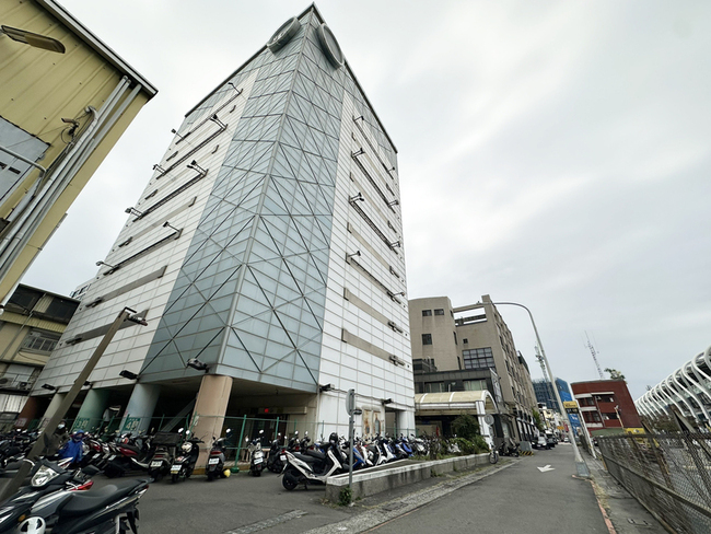 彰化員林車站旁立體停車塔啟動報廢  年底前拆除 | 華視新聞