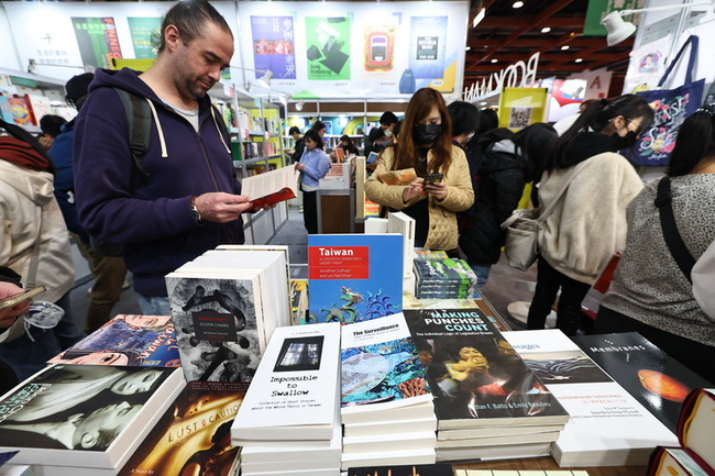 台北書展倒數2天人流不減 國際版權交流熱絡 | 華視新聞