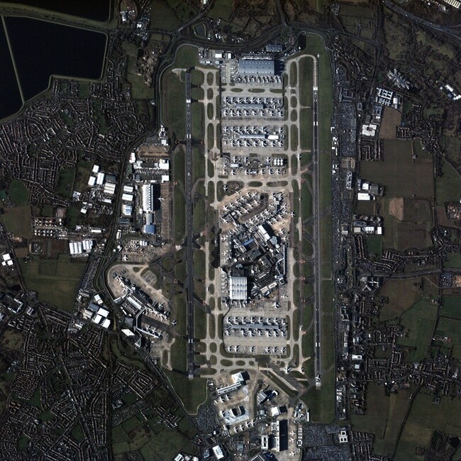 英國打造新軍用衛星系統Oberon  預計2027年發射 | 華視新聞