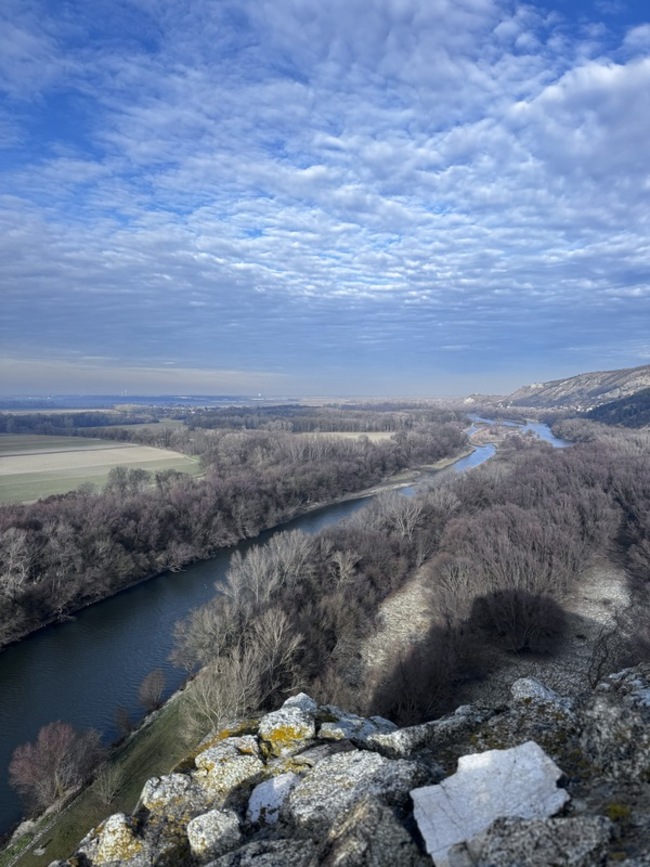 共產倒台35年 斯洛伐克德文城堡辦展喚起自由珍貴 | 華視新聞