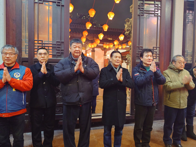 元宵節縣長、立委南竿廟宇敬香 祈求馬祖闔境平安 | 華視新聞