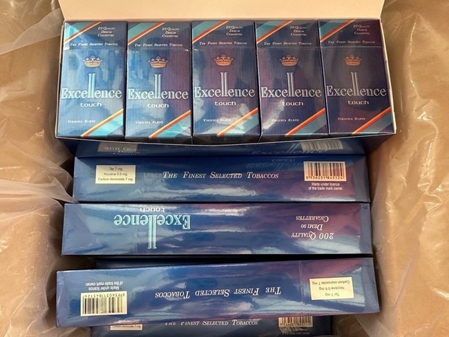 高雄關小港碼頭查獲1250箱私菸 市價逾4300萬元 | 華視新聞