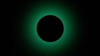 袁廣鳴個展 以「黑」串聯新作視角