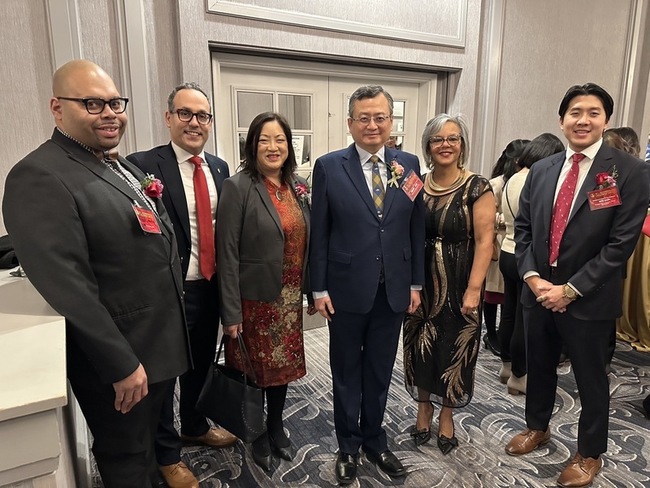 芝加哥僑學界新年晚會  美中西部政要41年長期參與 | 華視新聞