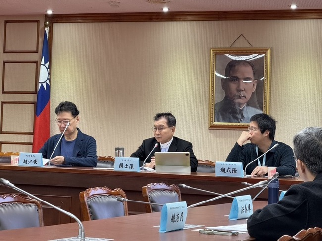 確保具國家級資源 藍委籲政院建置台灣超級算力平台 | 華視新聞