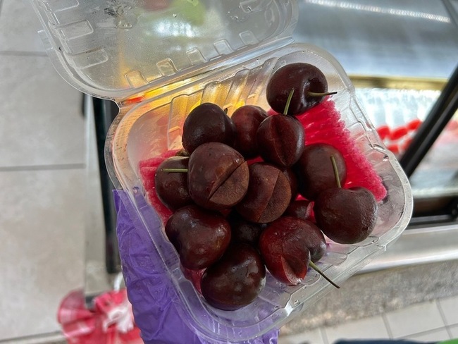 高雄水果行被控賣爛果 市府衛生局派員稽查抽驗 | 華視新聞