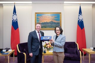 蕭副總統接見博明  指破壞海底電纜是灰色地帶侵擾