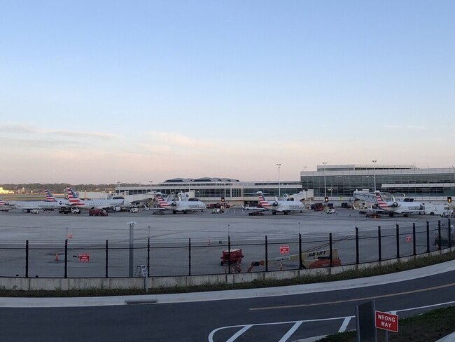 美聯邦航空總署數百員工解僱 工會：人力本已短缺 | 華視新聞