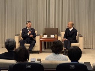 韓國瑜接見日本華僑訪團  打趣談立院衝突