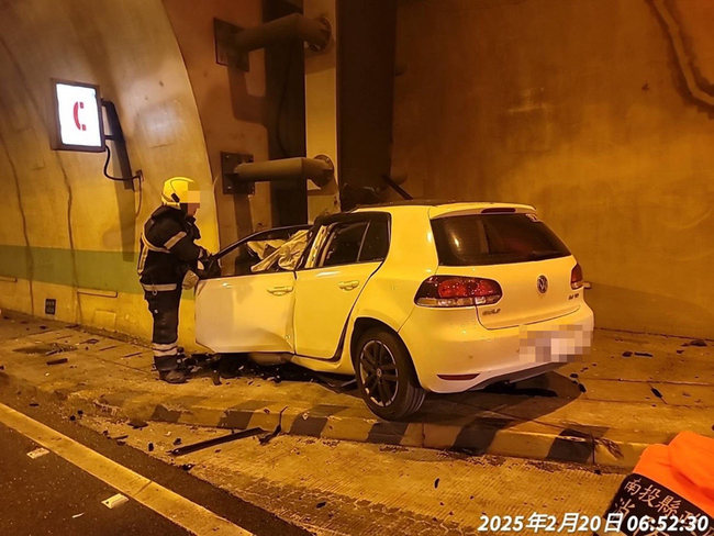 國6國姓隧道自小客車撞牆 駕駛送醫不治 | 華視新聞