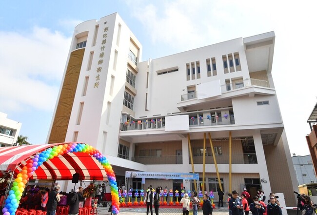 彰化竹塘鄉長照衛福大樓啟用  照顧0到100歲 | 華視新聞