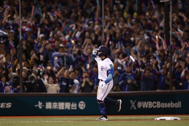 WBCQ台灣隊慘敗 張育成情緒低落嘆2分砲沒意義 | 華視新聞