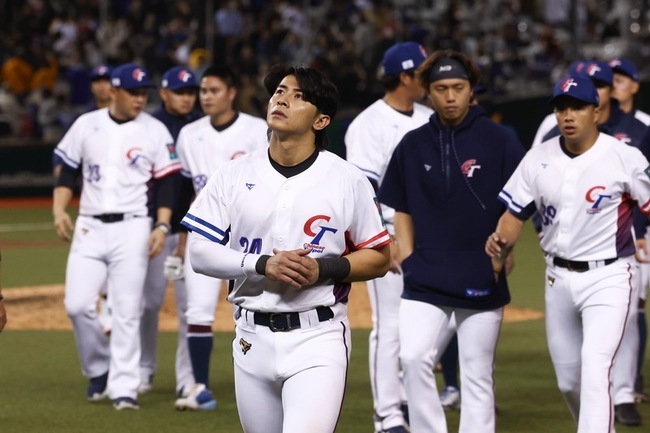 陳傑憲坦言隊友心情失落 點出計時器對選手影響 | 華視新聞