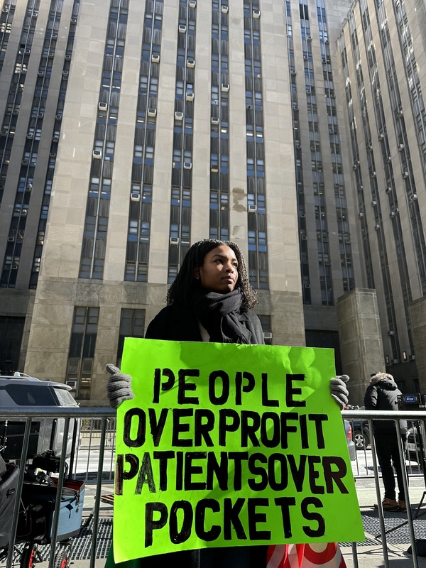 美槍殺保險公司執行長嫌犯出庭